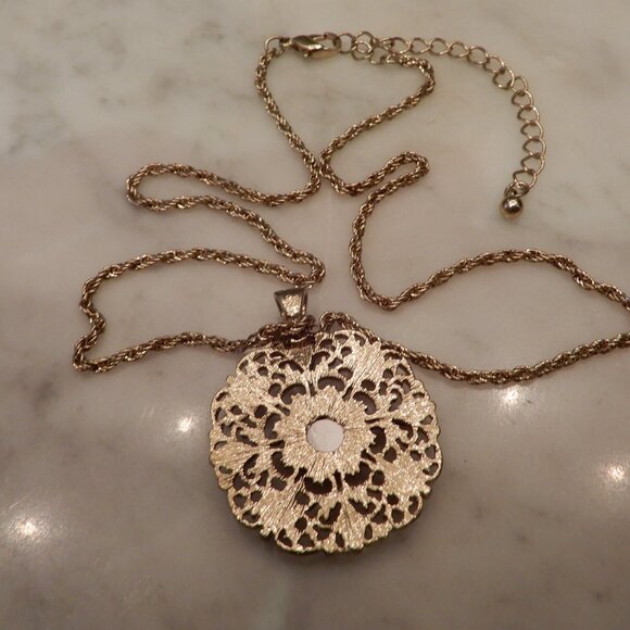 Gold Tone and Red Resin Stone Necklace - Picture 4 of 4